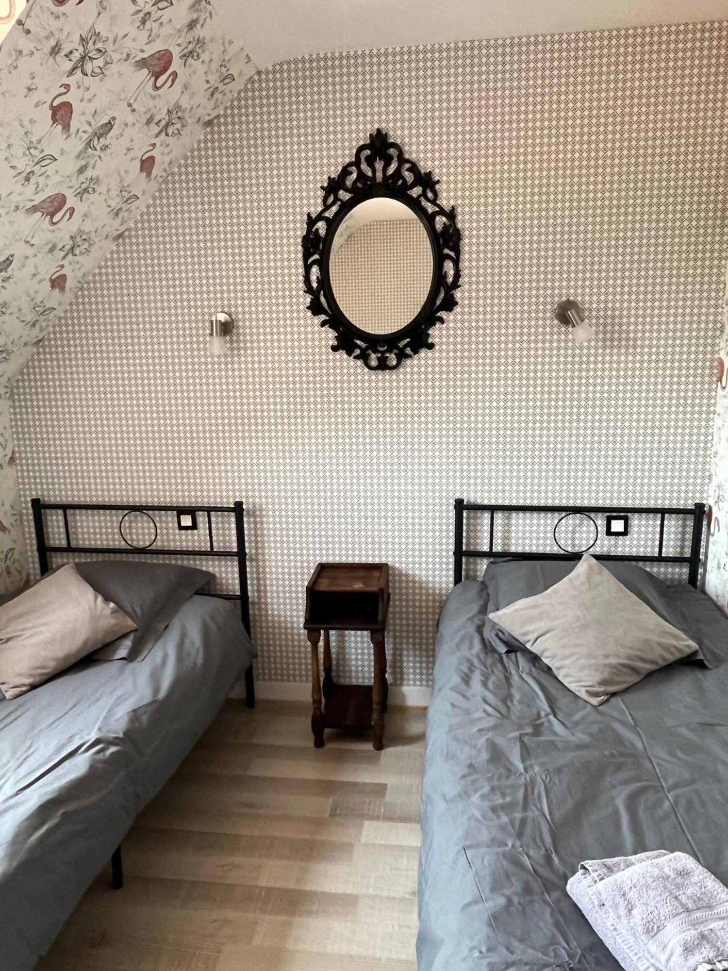 Auberge De La Chesnaie Pleudihen-sur-Rance Luaran gambar